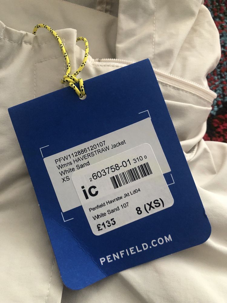 Geaca Penfield femei  BNWT XS / dar merge la S sau M