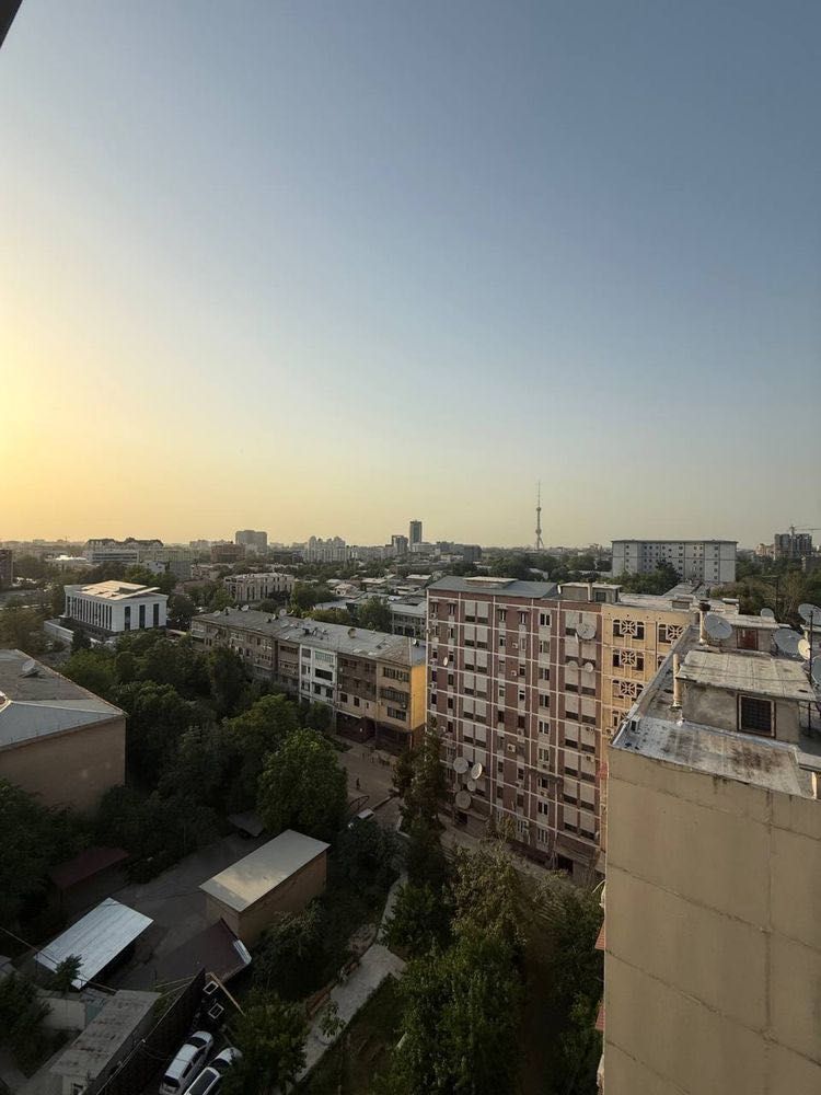 Barocco Продается 4 комнатная коробка Гидрометцентр Юнусабад