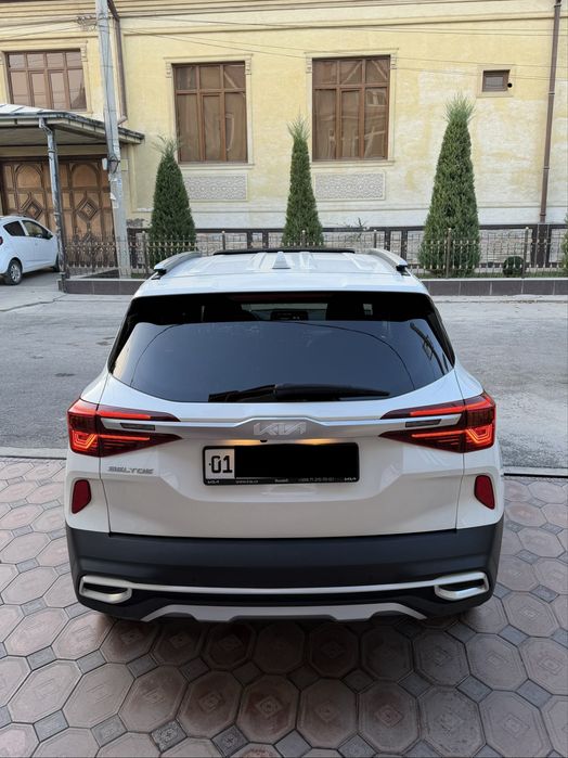 Kia Seltos 3 pozitsa Full  kraska toza 100 %
