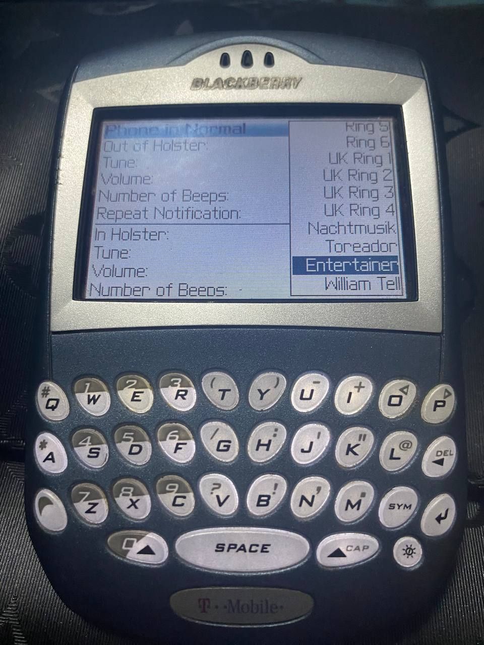 Assalom alekum telefon sotiladi Original Black berry T mobile Usa