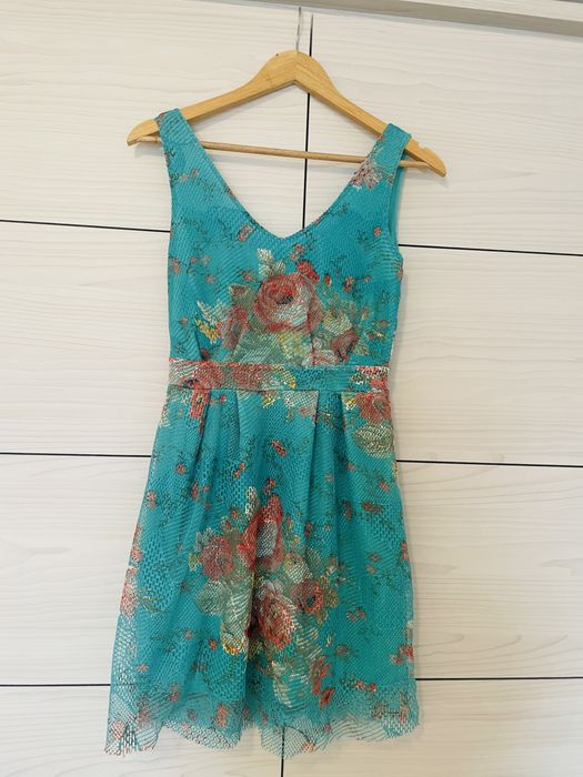 Rochii elegante/casual