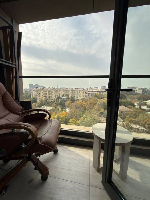 Продаётся КВАРТИРА 3/10/25 на 67м2 ЖК "Akay City" Дархан м. Х.Алимжана