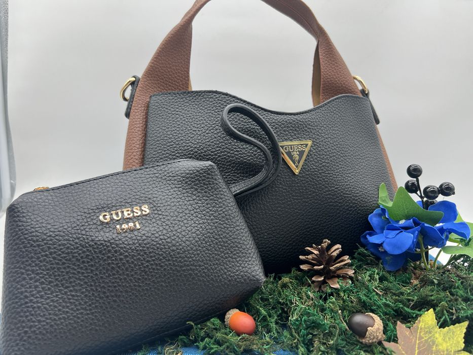 Дамска чанта Guess