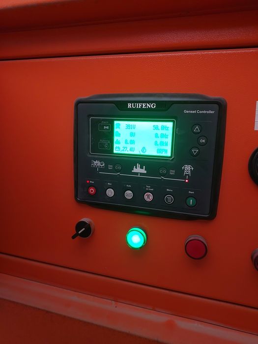 Генератор сотилади 4000.$