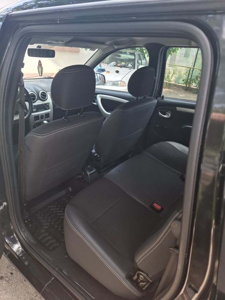 Dacia Logan Mcv/1.6 Benzină/An 2012 luna 11