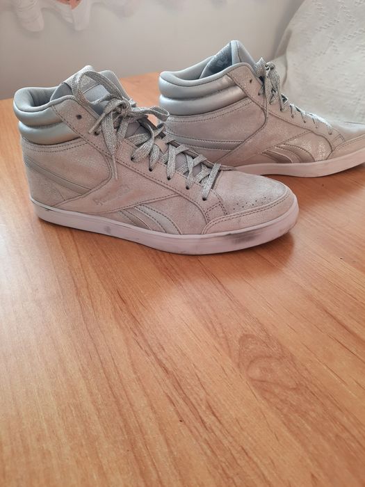 Дамски кецове Reebok