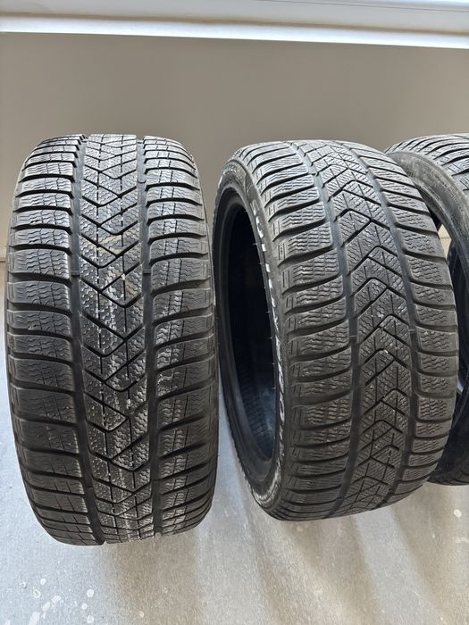 Зимни гуми 225/45/17 PIRELLI Sotozero 3 - 4 бр.