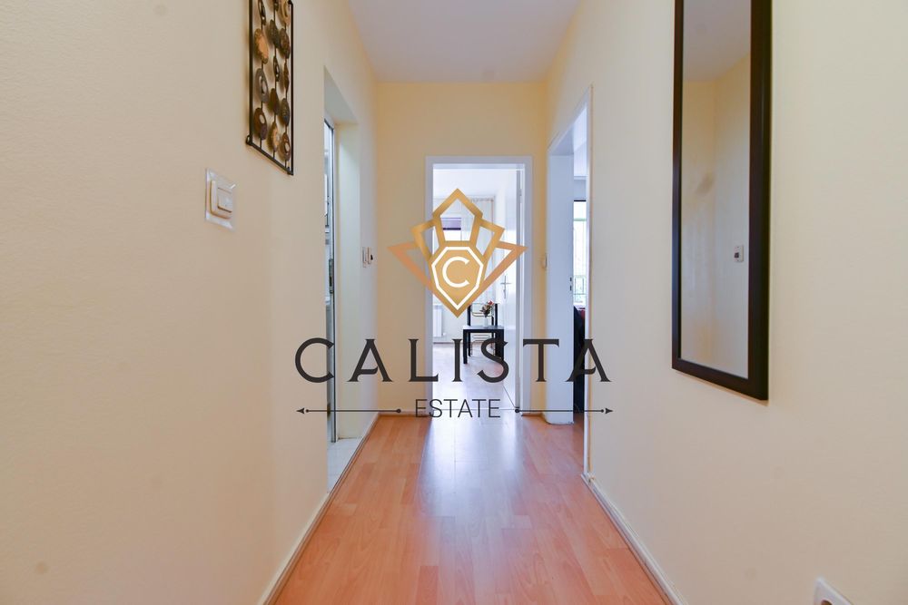 Дава се под наем Двустаен апартамент в София, Център - 60 кв.м за 712.98 € - Снимка #11