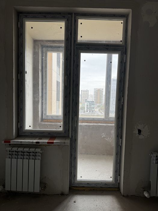 Продам пластиковые окна и рама балконная