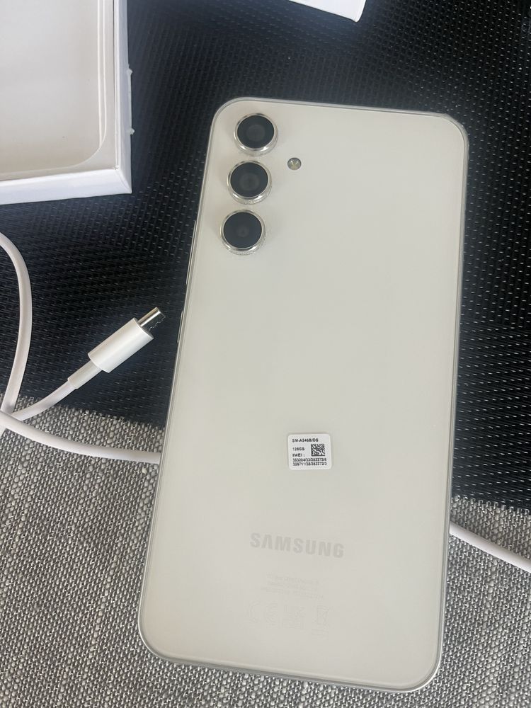 Samsung A54  5G като НОВ