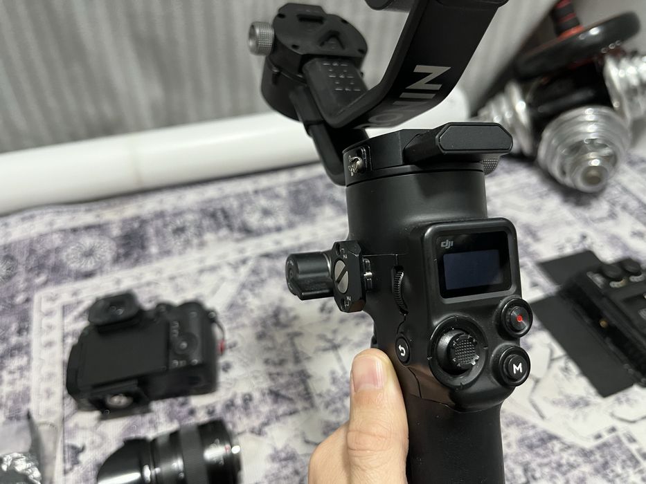 Продаю камеру panasonic lumix gh 5 , стабелизатор DJI ronin-sc2