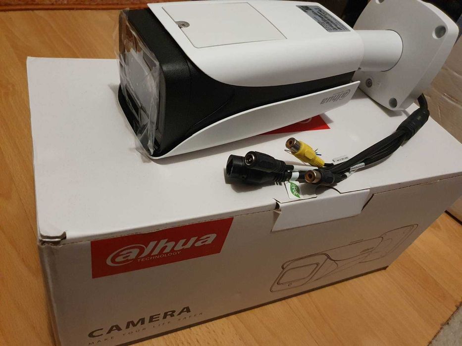 Camera supraveghere NOUA IP FullHD IPC-HFW5231E-Z12E Dahua Starlight