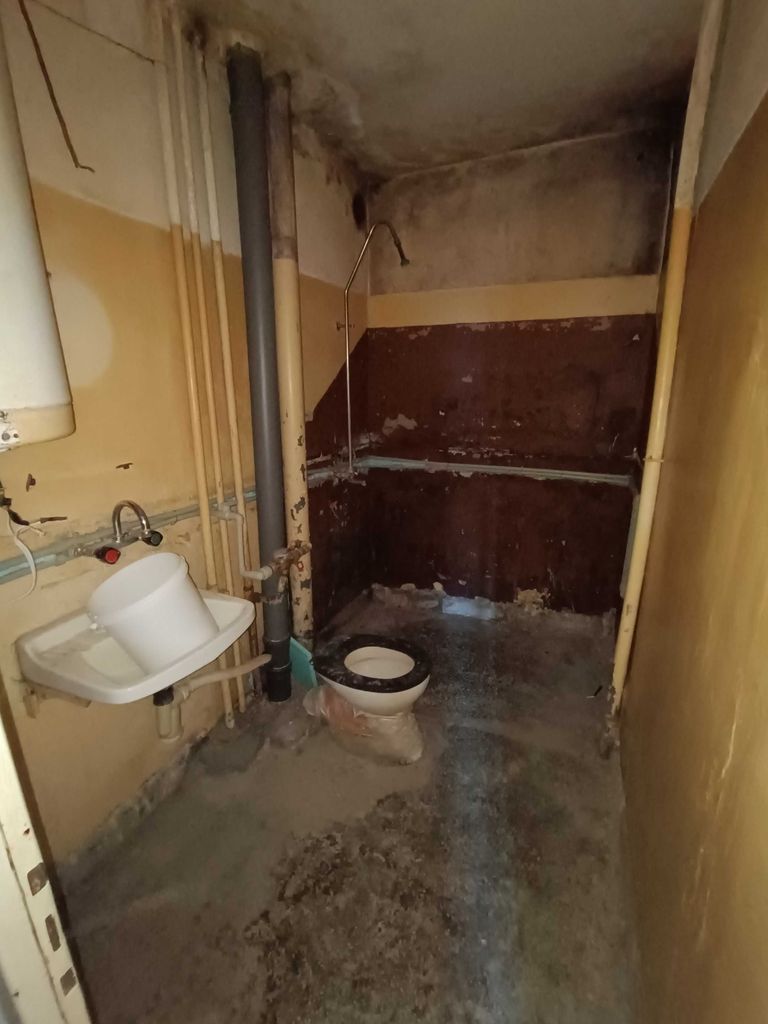 Продава се Двустаен апартамент в Разград, Орел - 74 кв.м за 758 €/кв.м - Снимка #4