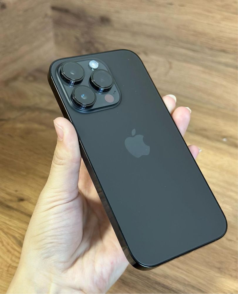 Продам iphone 14 pro 256 gb black