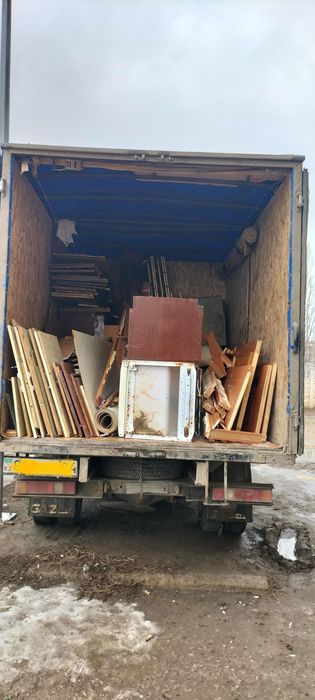 Услуга вывоз старой мебели из квартир и гаража вывоз бутовый техники .