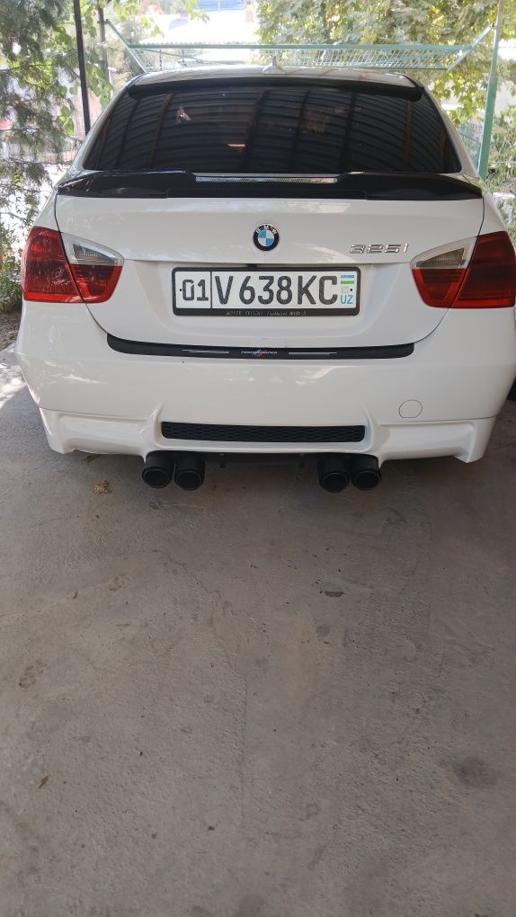 Продам свою бмв е90 3.0