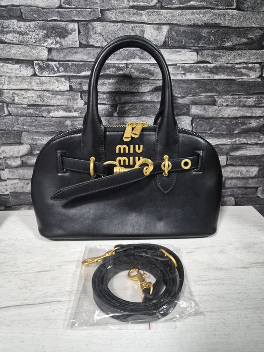 Дамски чанти на различни марки