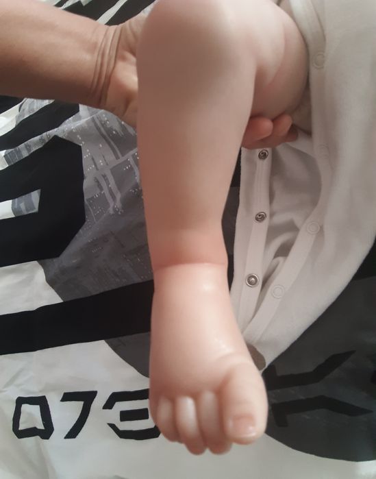 Păpușă  nou născut reînviat  53 cm