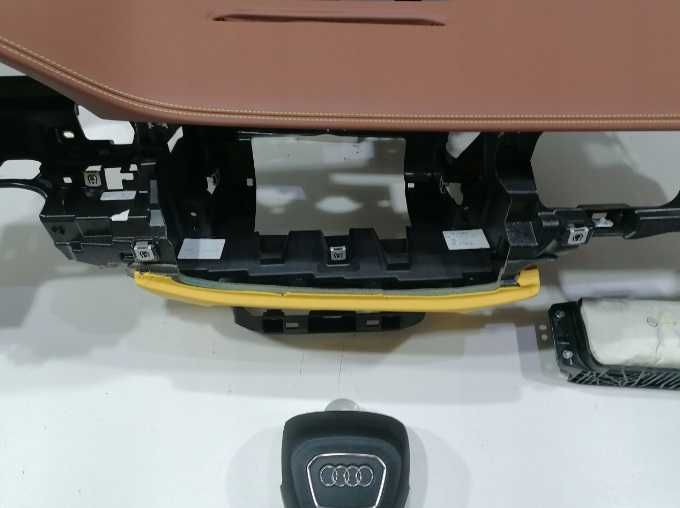 Audi Q7 Q8 plansa bord piele maro - kit airbag - set centuri siguranta