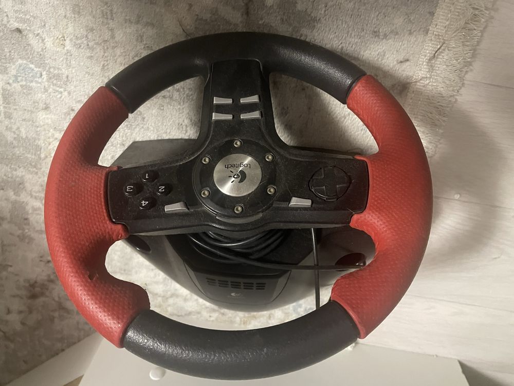 продам 2 руля genius model:speed wheel 5pro, logitech formula force