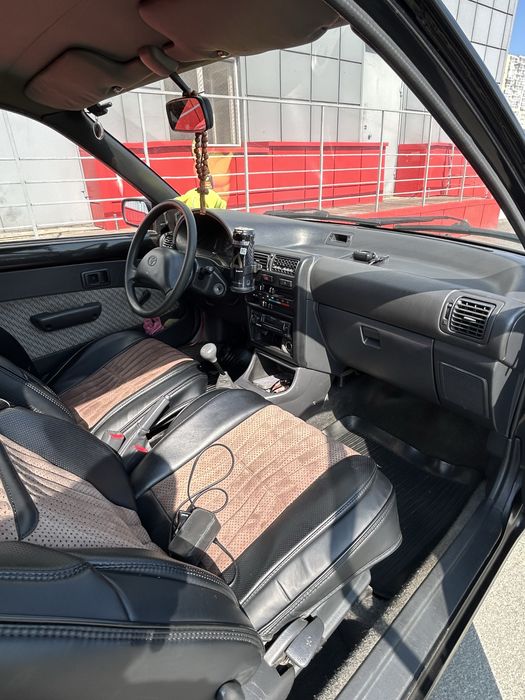 Продается Toyota Starlet P80 - Надежный японский хэтчбек!
