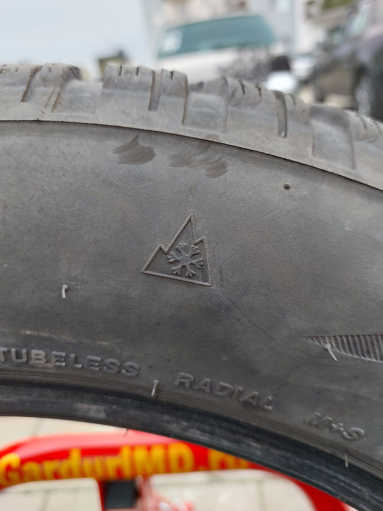 Set 4 anvelope iarna Firestone "Winterhawk 4" dim 215/60/R17/96H