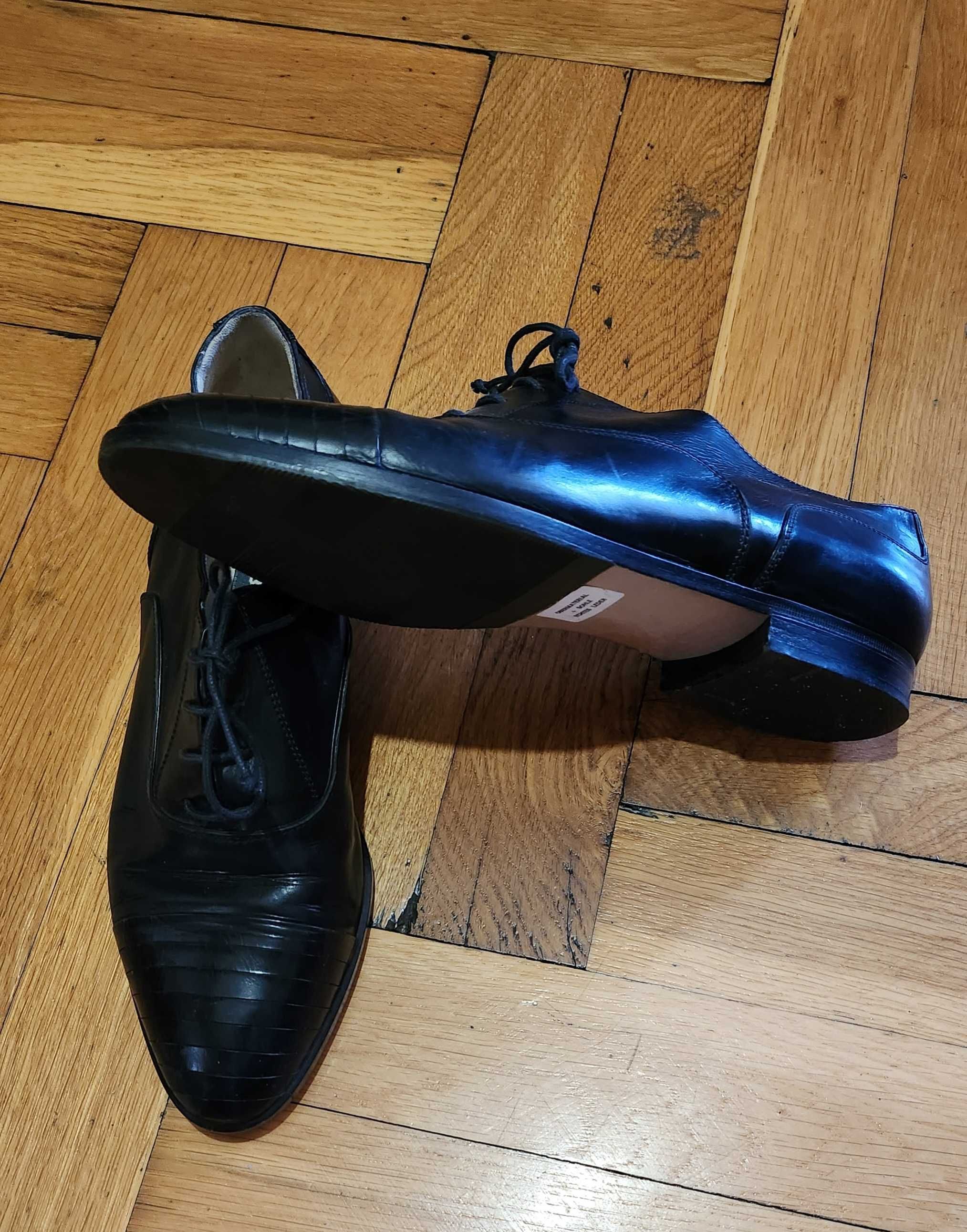 Pantofi din piele naturală Oxford,mărimea 39