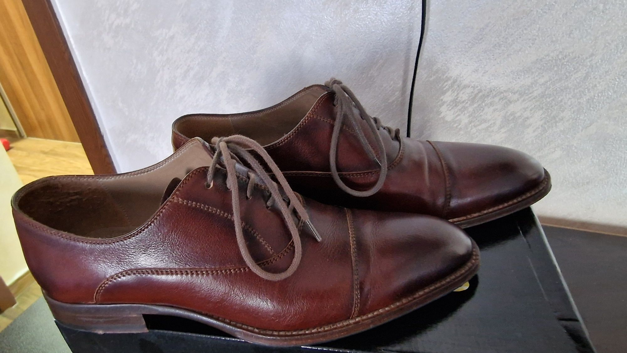 Pantofi barbati mărimea 42