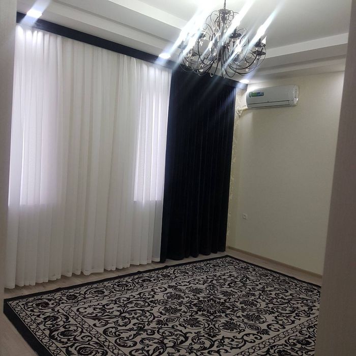 Ховли арендага берилади.Центр новамосковскийда.