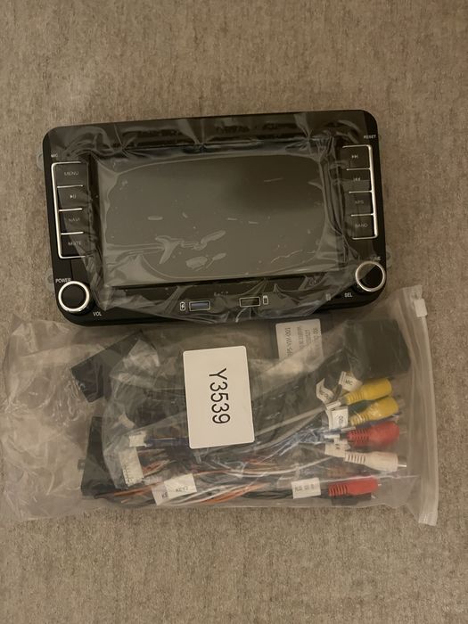 Navigatie Carplay 4GB Skoda Seat Volkswagen vw Passat b6 b7 CC Tiguan