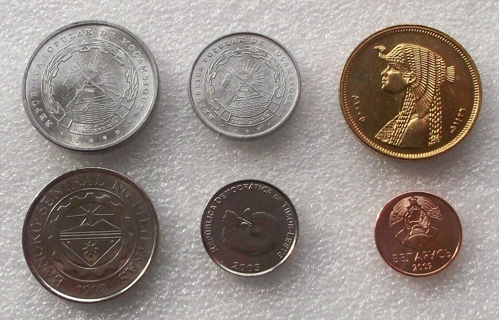 Lot 6 monede UNC Mozambic Egipt Filipine Est Timor Belarus