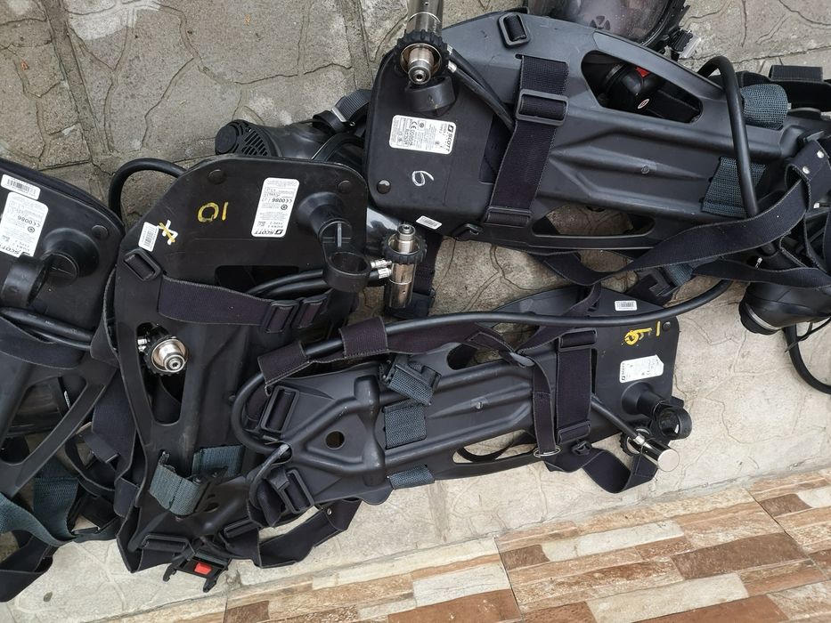 Автономен дихателен апарат 3М Scott sigma2 Брой4 комплект маски 4броя