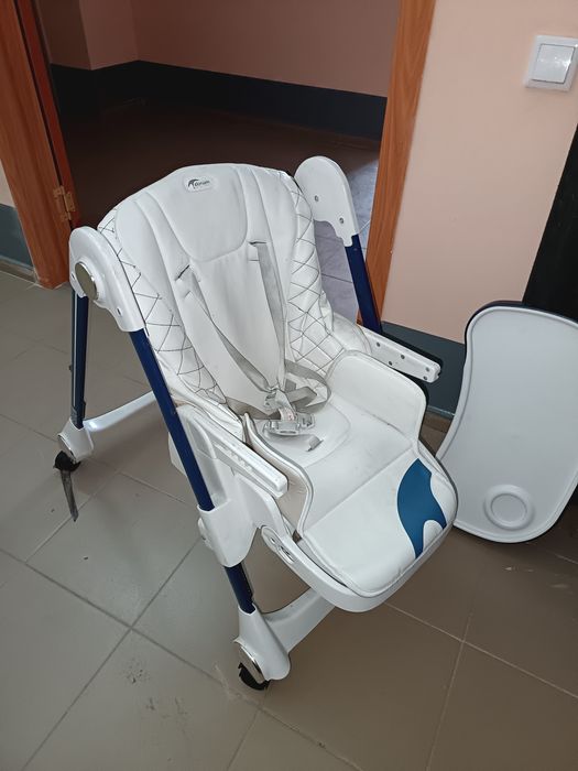 Продам стульчик для кормления
