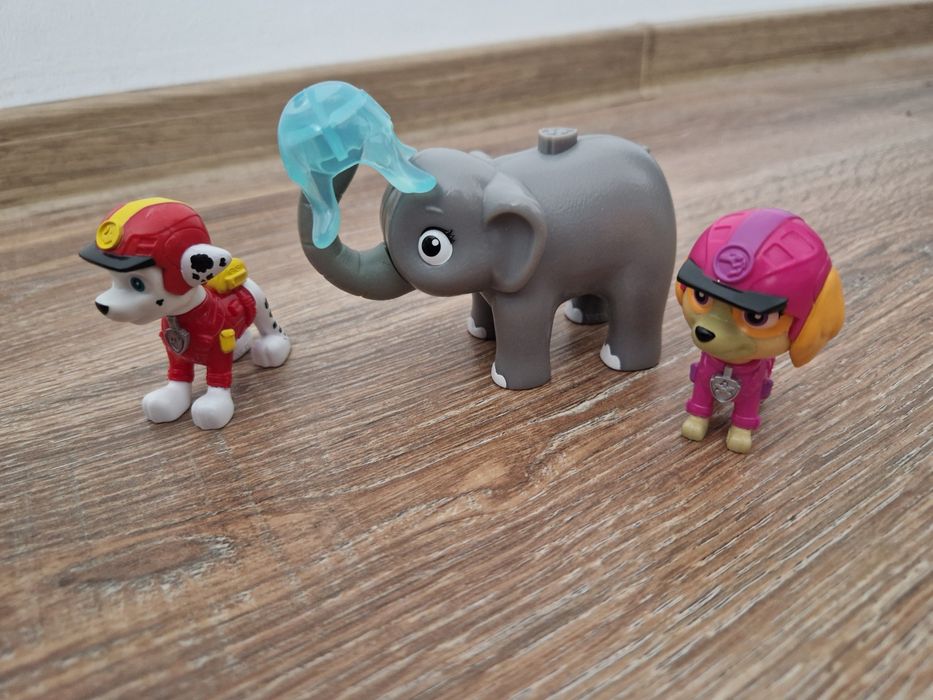 Pow patrol set cu mașinuțe si figurine