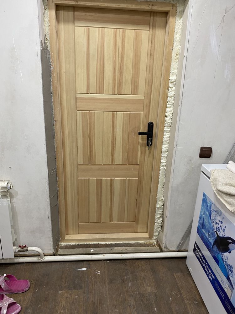 Дверь деревянная размер с коробкой 1,8*0,8м
