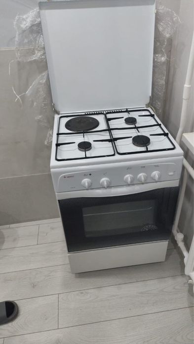 Газовая плита с 1 электрической конфоркой