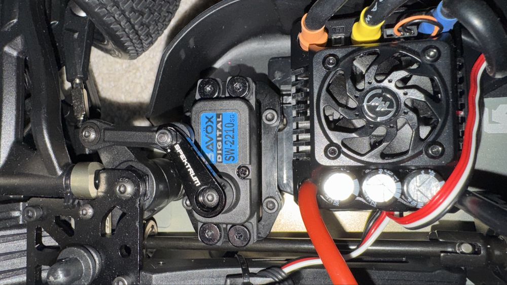 Arrma typhon 1/8 rc car