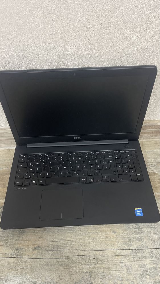 Dezmembrez Laptol Dell Latitude E3550