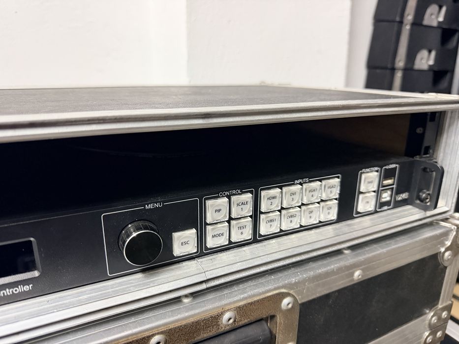 Novastar VX4s videoprocesor ecran