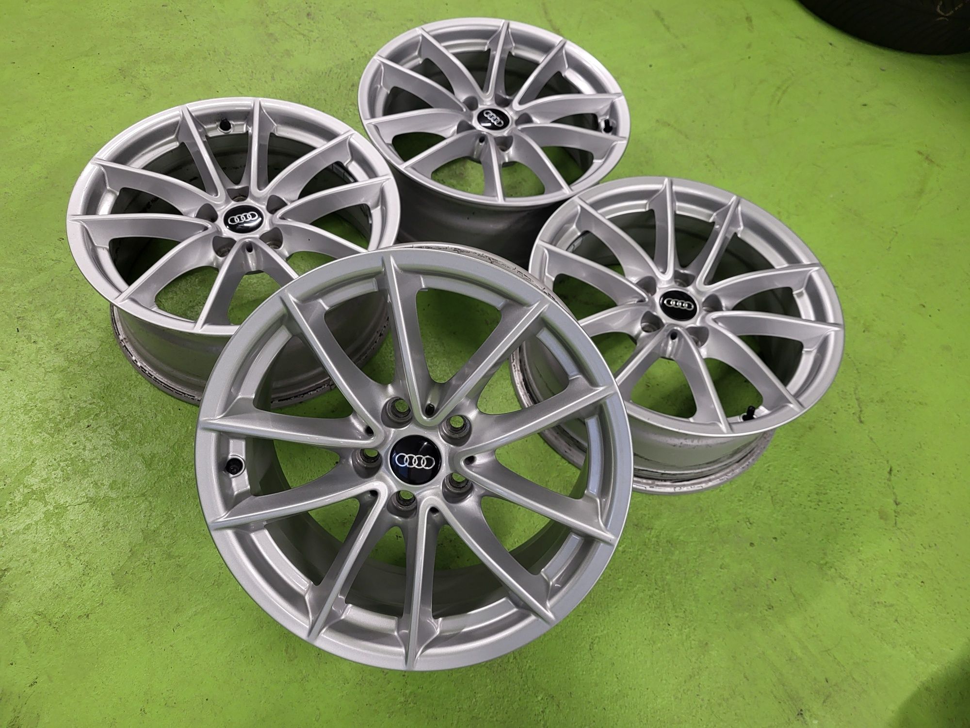 17 5x112 Audi A4 A5 A6 лети джанти 5х112 ауди а4 а5 а6