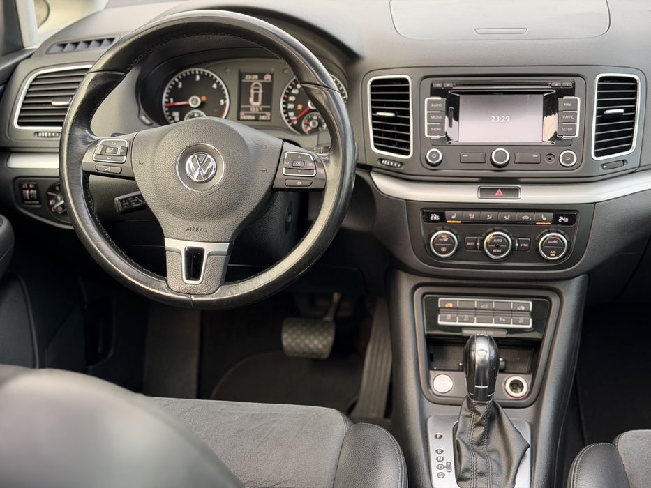 Sharan 7 Locuri Automat~Panoramic~Alcantara