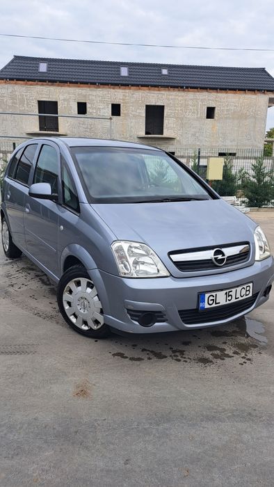 Vând Opel Meriva