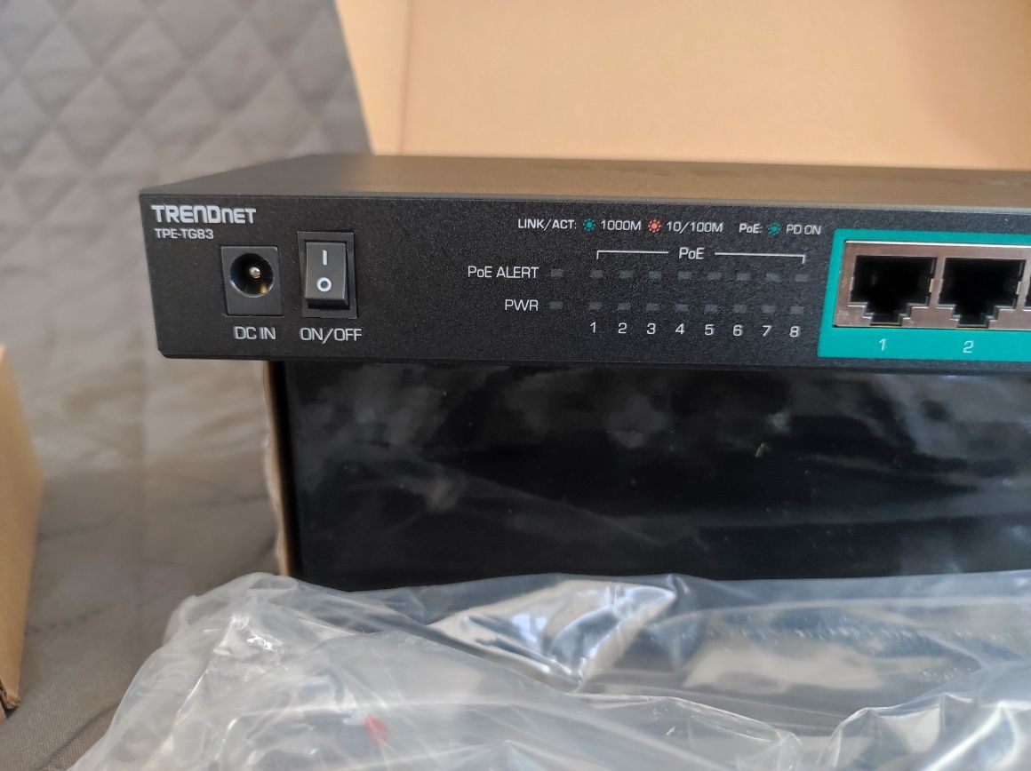 Switch POE TrendNet TPE-TG83 8 port