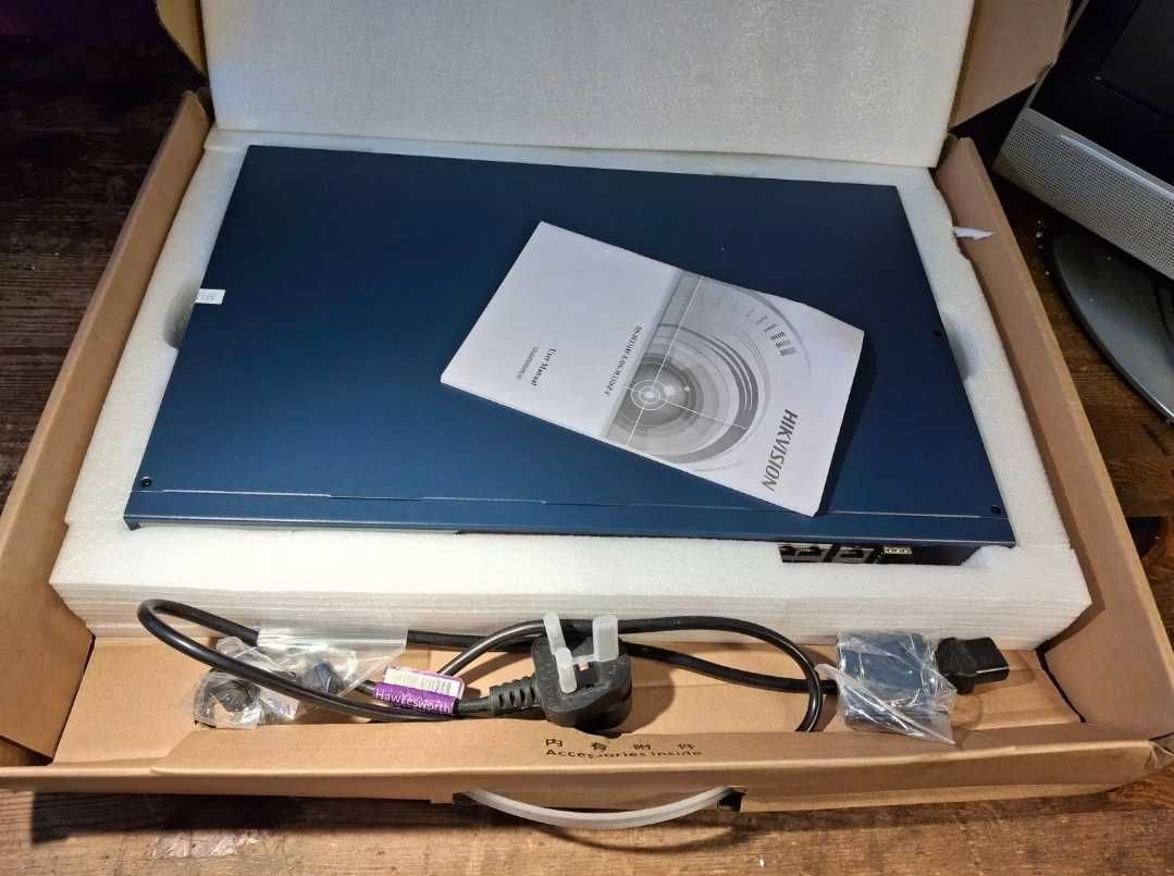 Hikvision POE Switch DS-3E1326P-E Fast Ethernet