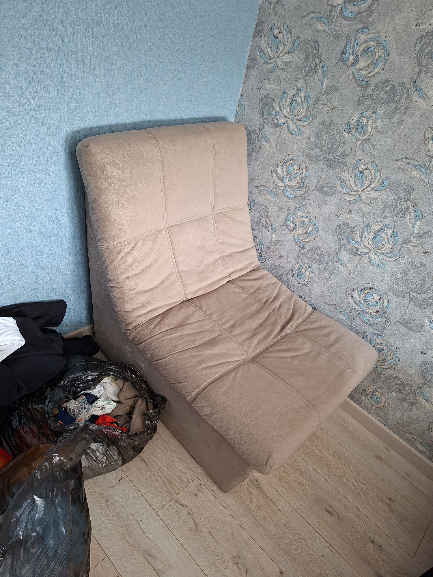 Продам диван , модульный