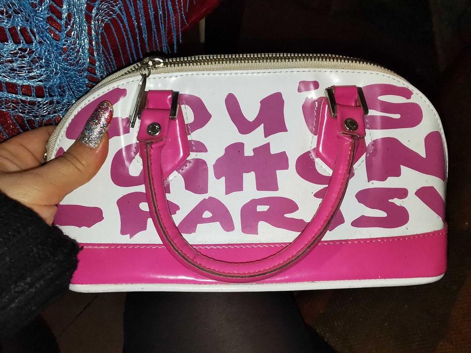 Geanta Louise Vuitton