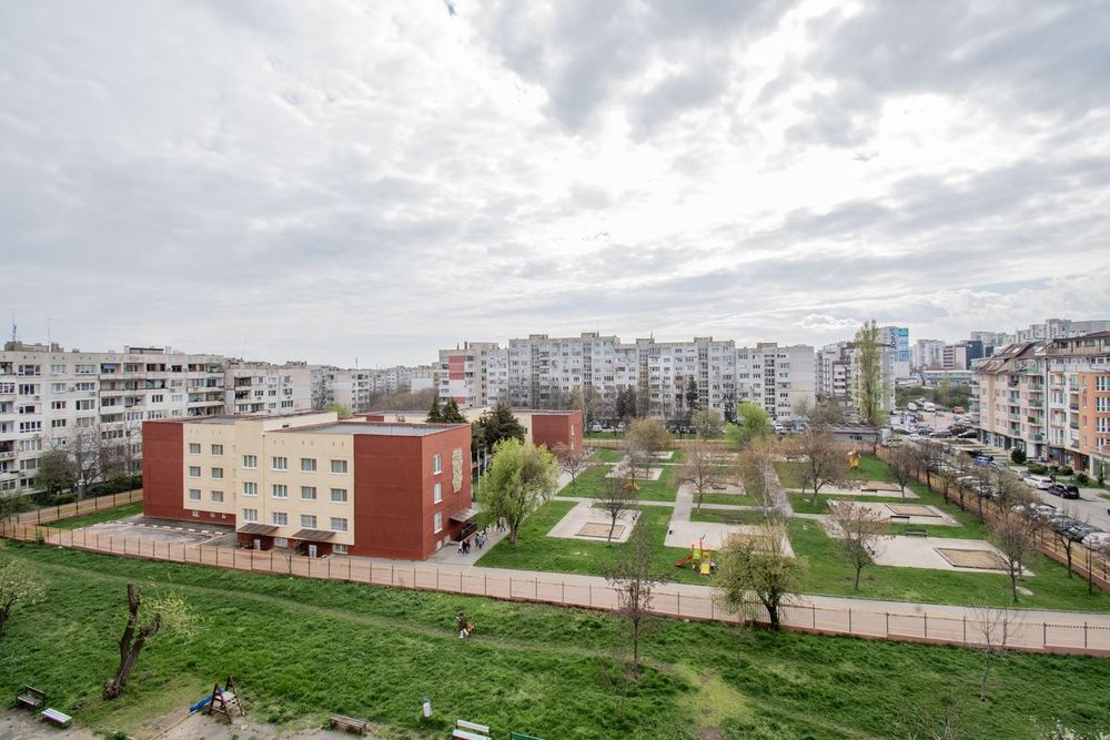 Продава се Тристаен апартамент в София, Люлин 8 - 88 кв.м за 2557 €/кв.м - Снимка #7