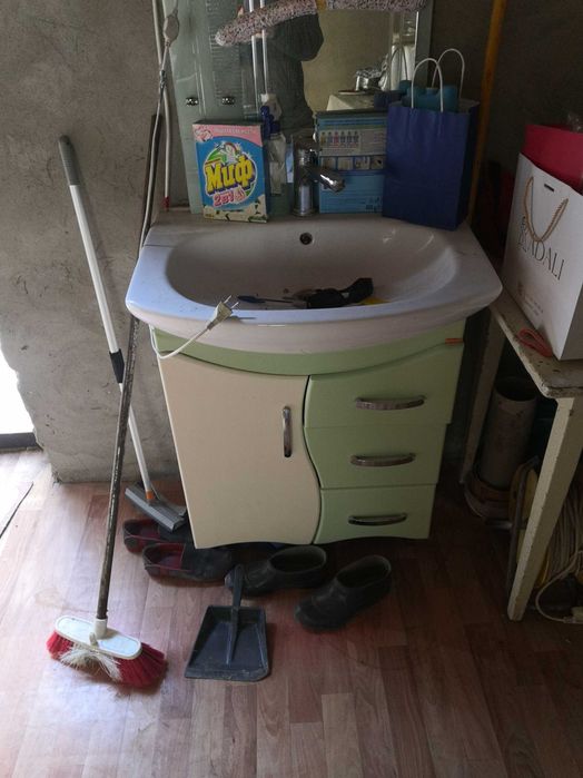 Умывальник для ванны