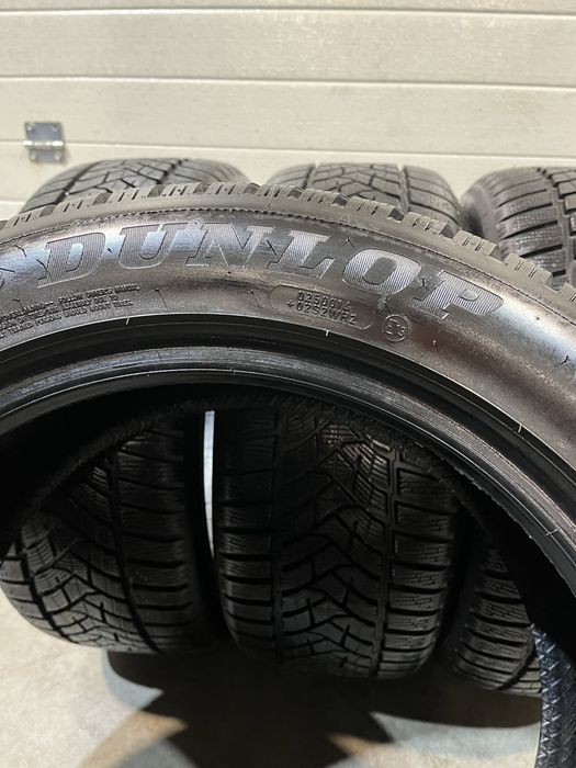 Set 4 anvelope iarna Dunlop SP Winter Sport 225 50 R 17 M+S DOT 4622