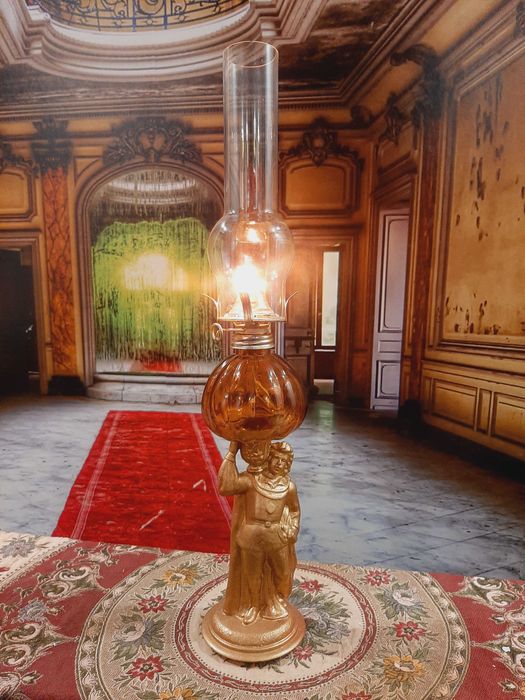 strajer , lampa cu petrol